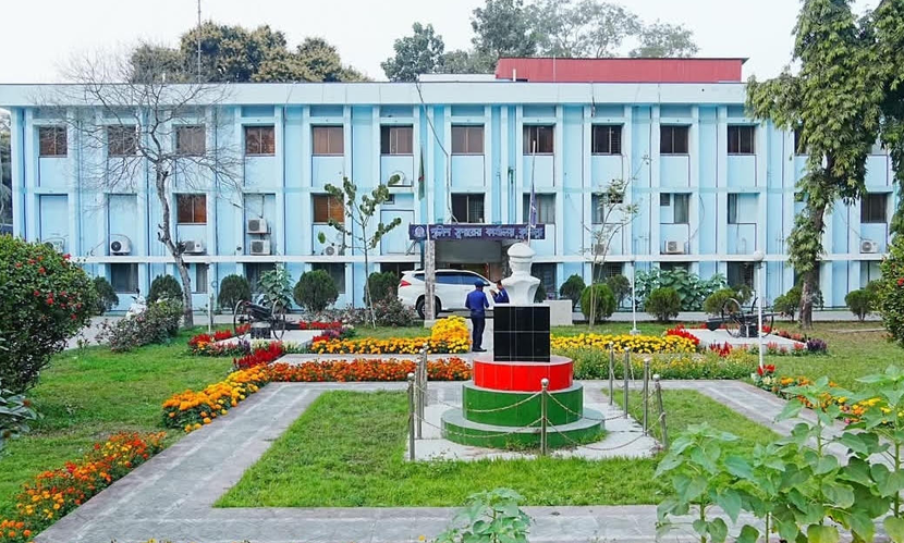 কুমিল্লার ১৮ থানায় ‘কিশোর গ্যাংয়ের’ বিরুদ্ধে অভিযান, আটক ৬২৪