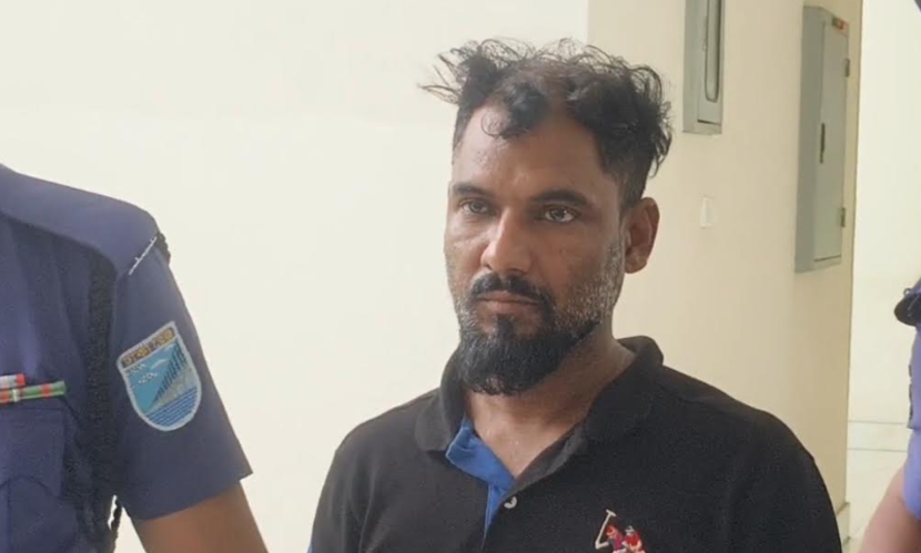 গাড়ি পার্কিং দ্বন্দ্বে প্রকাশ্যে গুলি ছোড়া যুবক অস্ত্রসহ আটক