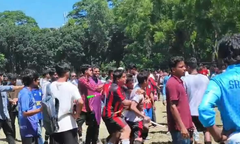 ইবিতে ফুটবল খেলাকে কেন্দ্র করে মারামারি, আহত ৭