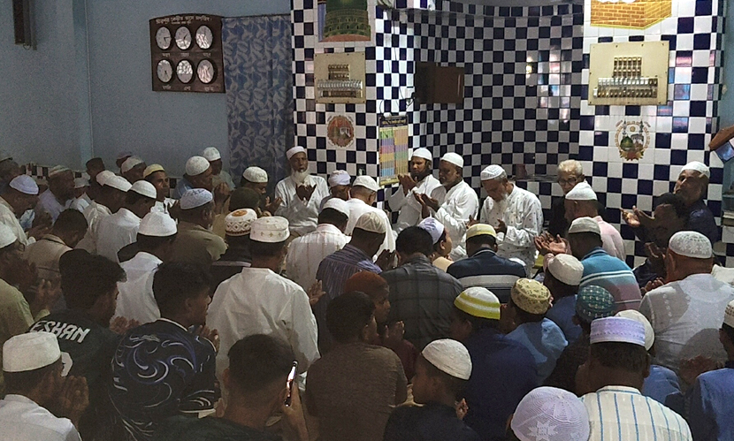 ইকবাল হাসান মাহমুদ টুকুর সুস্থতা কামনায় মিরপুর জামে মসজিদে বিশেষ দোয়া মাহফিল। ছবি: সারাবাংলা