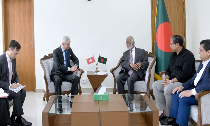 গণতন্ত্র প্রতিষ্ঠায় শক্তিশালী স্থানীয় সরকারের বিকল্প নেই: ড. মঈন খান