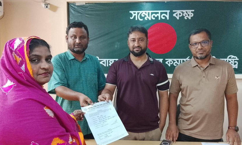 শিল্প-বাণিজ্য মেলায় মাত্র ১০ টাকায় স্টল পেলেন গাইবান্ধার ক্ষুদ্র উদ্যোক্তারা