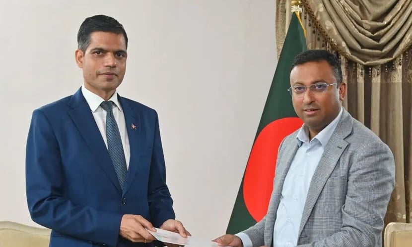নেপালকে ১০ লাখ মার্কিন ডলার সহায়তা বাংলাদেশের