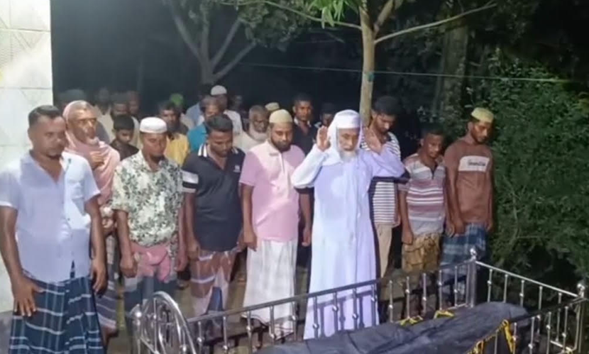 সাতক্ষীরায় এম‌পি গাজী নজরুলের দ্বিতীয় স্ত্রী ম‌রিয়‌মের দাফন সম্পন্ন