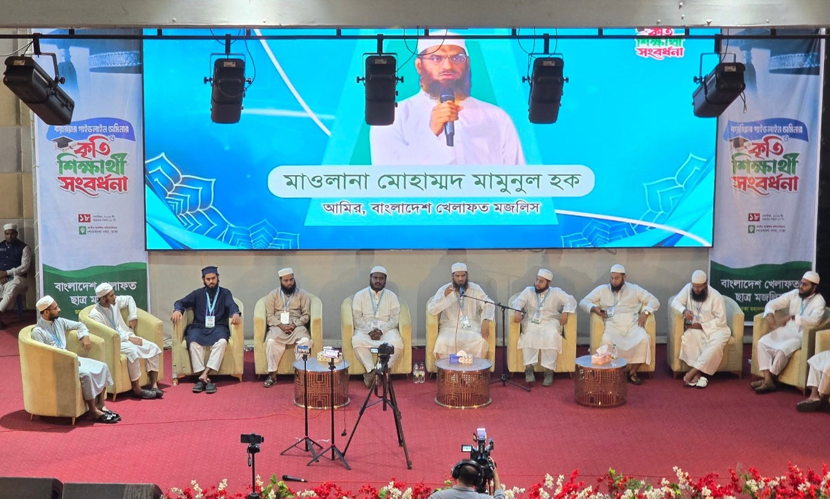 ছাত্র সংগঠনের ৯০ শতাংশ কাজ পড়ার টেবিলে