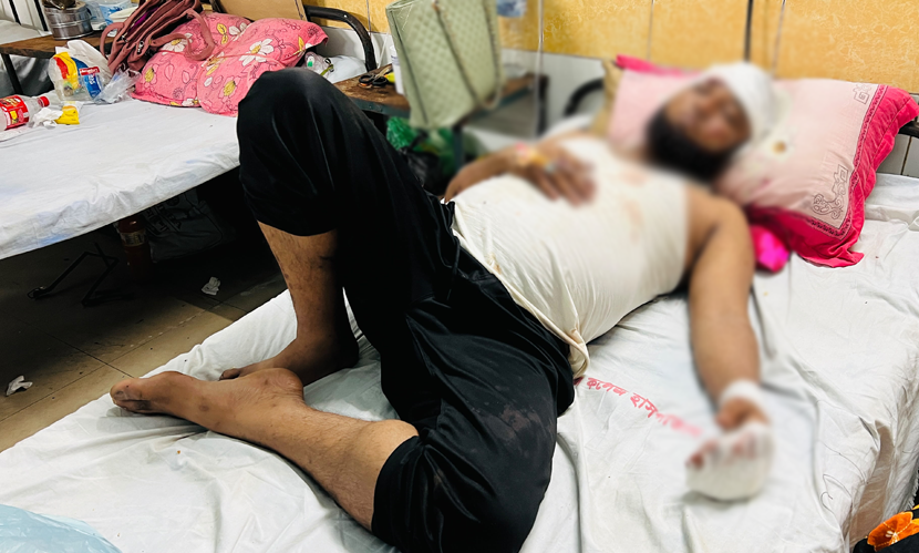 কুমিল্লায় জমি নিয়ে বিরোধের জেরে ভাইকে কুপিয়ে জখমের অভিযোগ