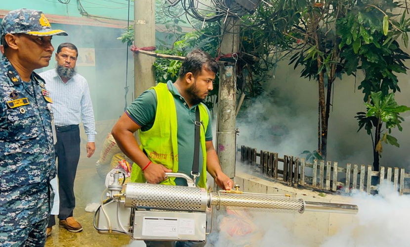 চট্টগ্রামে ডেঙ্গু-চিকুনগুনিয়া প্রতিরোধে ৩ ওয়ার্ডে ক্রাশ প্রোগ্রাম