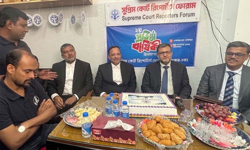 বিচারাঙ্গনে অনিয়ম-দুর্নীতি দেখলে বস্তুনিষ্ঠ সংবাদ করার আহ্বান