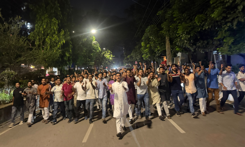 আওয়ামী লীগের অপতৎপরতার বিরুদ্ধে ছাত্রদলের বিক্ষোভ মিছিল