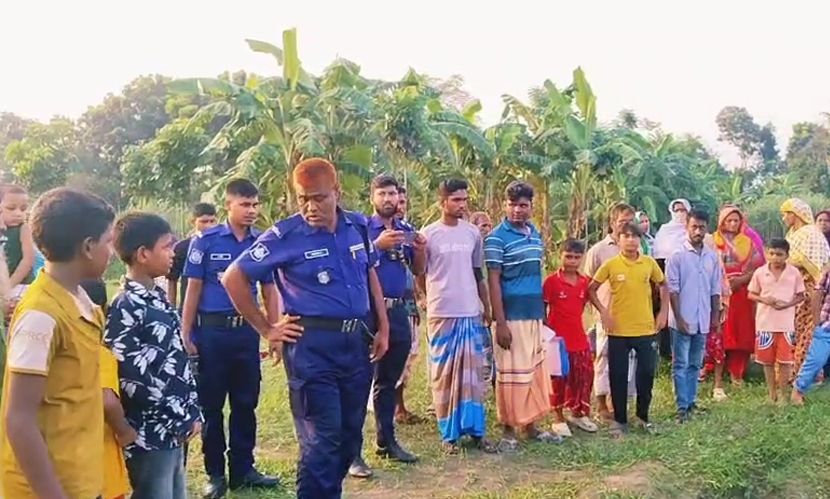 পুকুরের পানিতে ডুবে ভাই-বোনের মৃত্যু