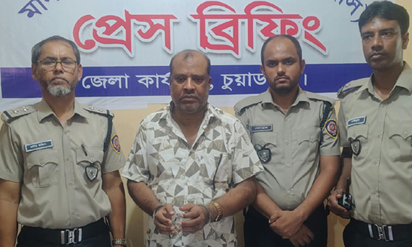 চুয়াডাঙ্গায় ২৬৫০ পিস ইয়াবাসহ নিষিদ্ধ আ.লীগ নেতা আটক