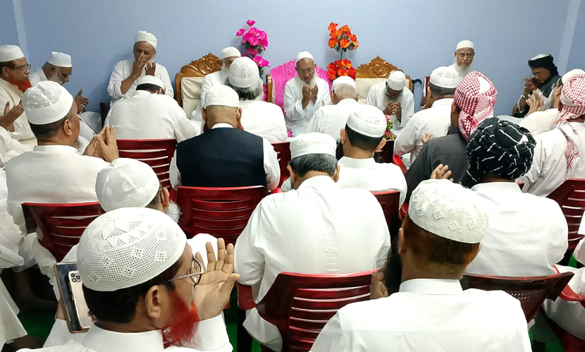 হেফাজত আমিরের সঙ্গে ৭ ইসলামী দলের বৈঠক, লিয়াজোঁ কমিটি গঠন