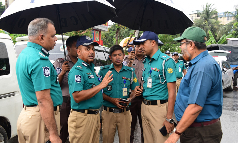 মহাখালী টার্মিনালের অপেক্ষমাণ বাস পূর্বাচলে স্থানান্তরে অভিযান
