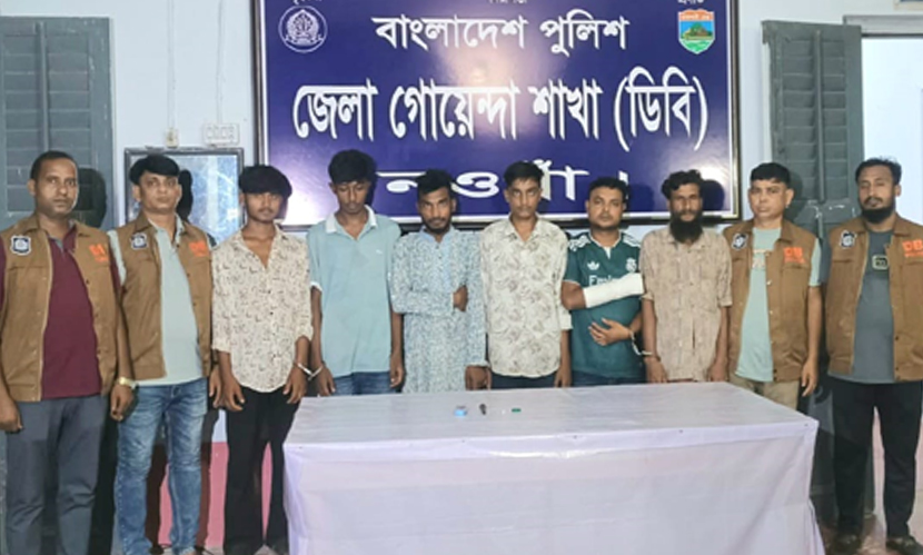 নওগাঁয় মাদকবিরোধী অভিযানে ১১৭০ ইয়াবাসহ গ্রেফতার ৯