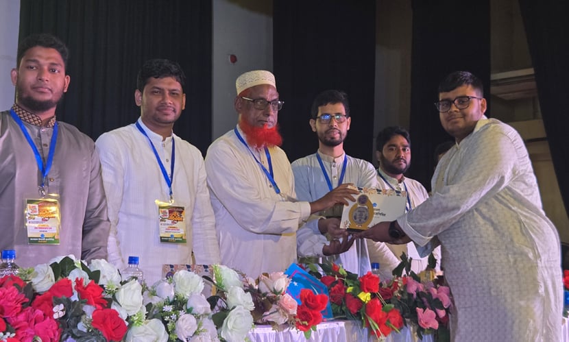 নওগাঁয় জিপিএ-৫ পাওয়া ৬০০ শিক্ষার্থীদের ছাত্রশিবিরের সংবর্ধনা