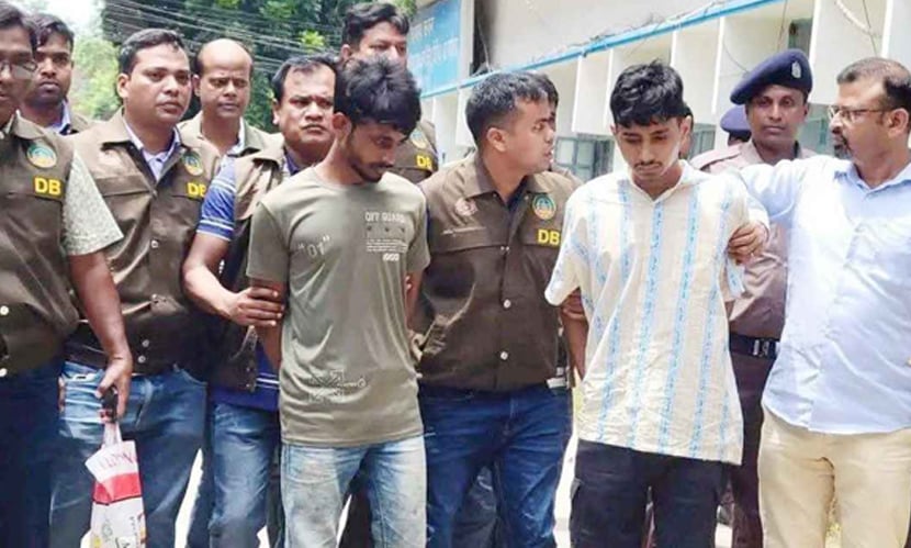 রংপুরে ৪ খুন: আসামিদের মধ্যে ৮০ ঘণ্টায় ৮০ বার ফোনালাপ