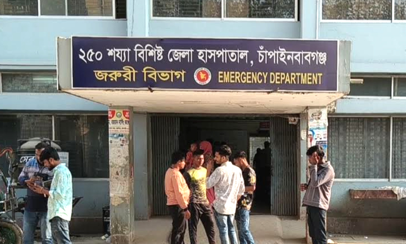 চাঁপাইনবাবগঞ্জে স্কুল ফিডিংয়ের খাবারে অসুস্থ শতাধিক শিক্ষার্থী, ব্যবস্থায় ধীরগতি