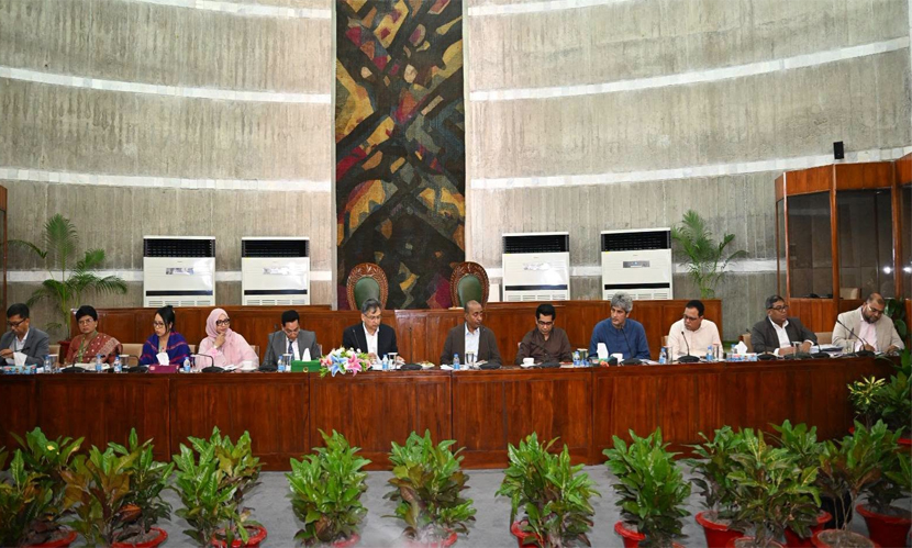 সংবিধান সংশোধনে ক্ষুদ্র নৃগোষ্ঠী ও শ্রমজীবীদের প্রতিনিধিদের সঙ্গে মতবিনিময়