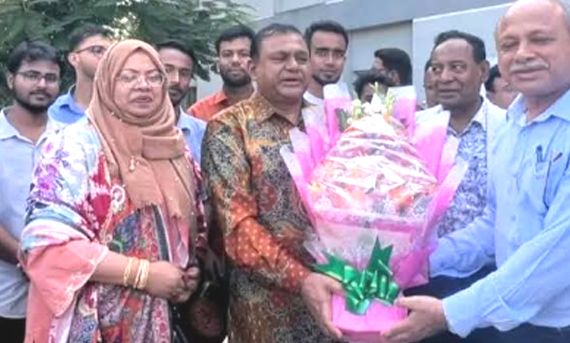 নেত্রকোনা বিশ্ববিদ্যালয় পরিদর্শনে সিনিয়র শিক্ষা সচিব, স্থগিত প্রকল্প শুরুর আশ্বাস