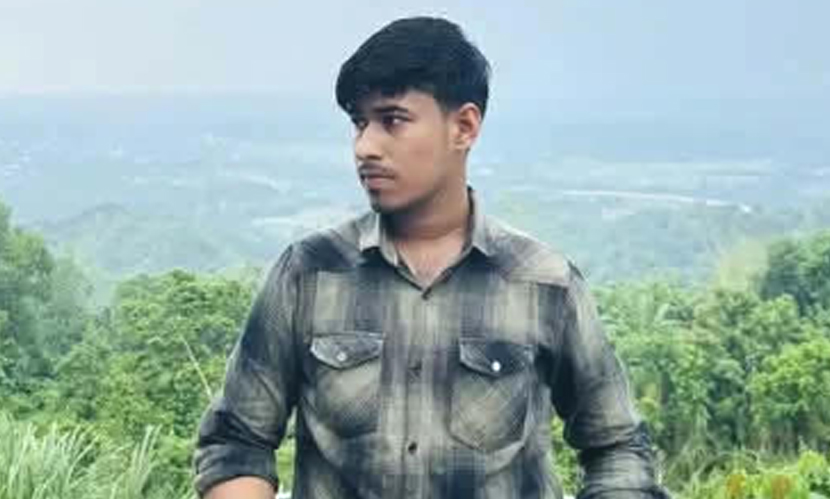 ঢাবির জগন্নাথ হলের ৯ তলা থেকে পড়ে শিক্ষার্থী আহত