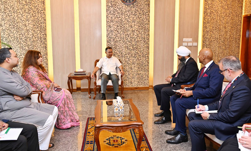 গুরুত্বপূর্ণ খাতে বাংলাদেশকে সহযোগিতা করতে কানাডার প্রতি আহ্বান প্রধানমন্ত্রীর