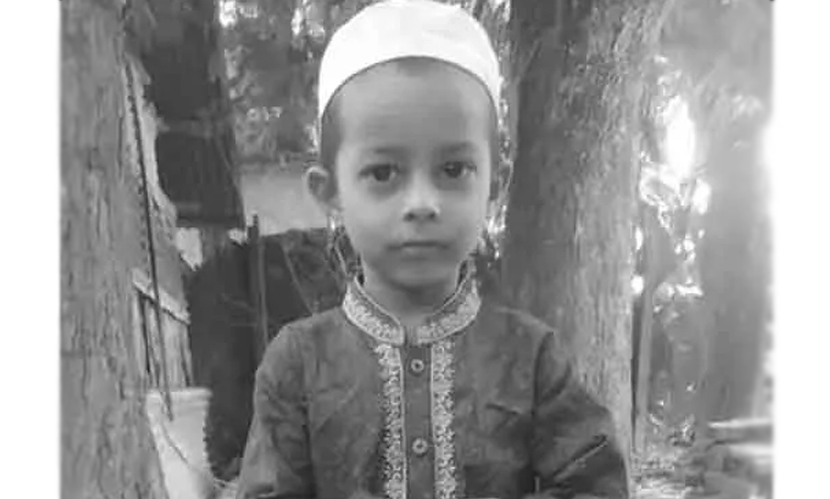 নিখোঁজের ১৬ ঘণ্টা পর পুকুরে ভেসে উঠল শিশুর মরদেহ