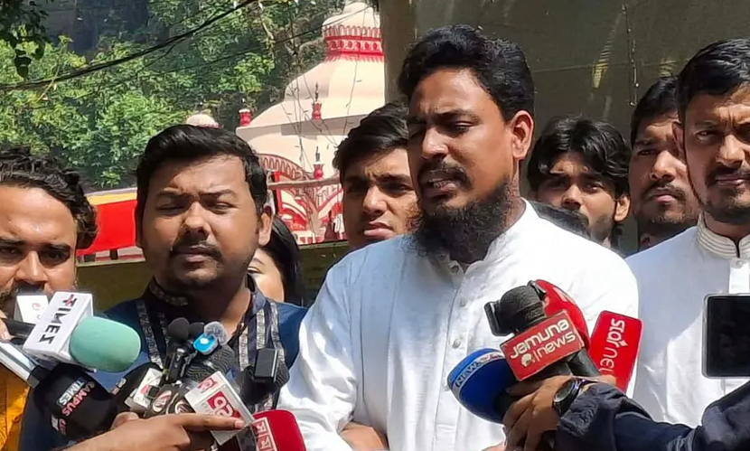 ‘রাষ্ট্র ব্যবস্থা নিতে পারছে না বলে ইশরাককে অস্ত্র হাতে নামতে হয়েছে’