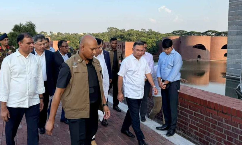 সংসদ ভবনের প্রয়োজনীয় সংস্কারকাজ দ্রুত শেষ করার তাগিদ প্রধানমন্ত্রীর