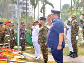 শহীদ সেনা কর্মকর্তাদের কবরে রাষ্ট্রপতি-প্রধানমন্ত্রীর শ্রদ্ধা