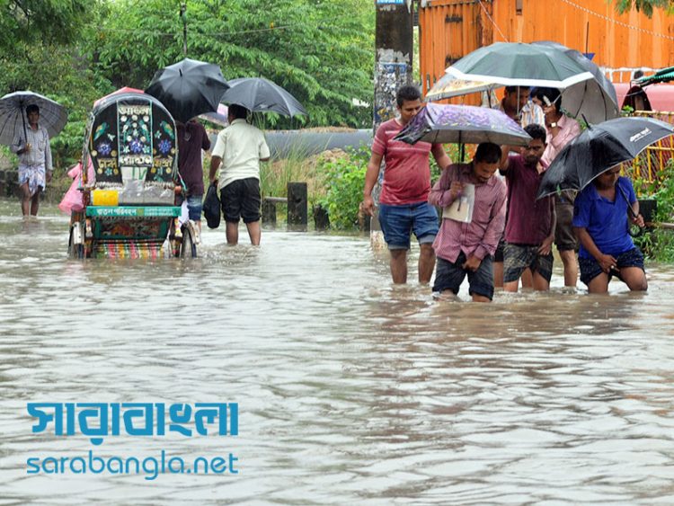 বঙ্গোপসাগরে ঘূর্ণিঝড় ‘তিতলি’, পাহাড় থেকে সরে যাওয়ার নির্দেশ