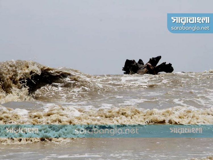 বঙ্গোপসাগরে ফের লঘুচাপ, সমুদ্রবন্দরে ৩ নম্বর সতর্ক সংকেত