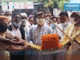 স্বাধীনতা পদক পাওয়ায় গোলাম দস্তগীর গাজীকে ফুলেল শুভেচ্ছা