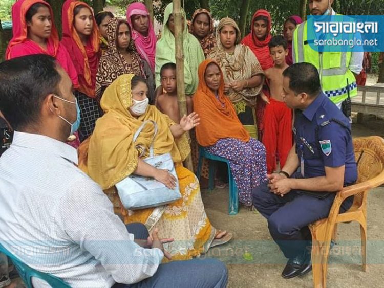 বাল্যবিয়ে বন্ধ করে কিশোরীর পড়াশোনার দায়িত্ব নিলেন ওসি