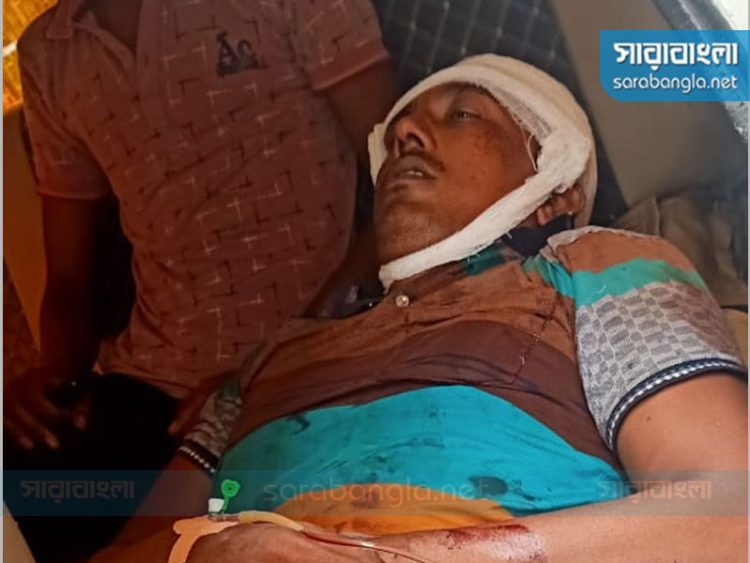 নৌকার প্রার্থী ঘোষণাকে কেন্দ্র করে দু’গ্রুপের সংঘর্ষে আহত ৫০