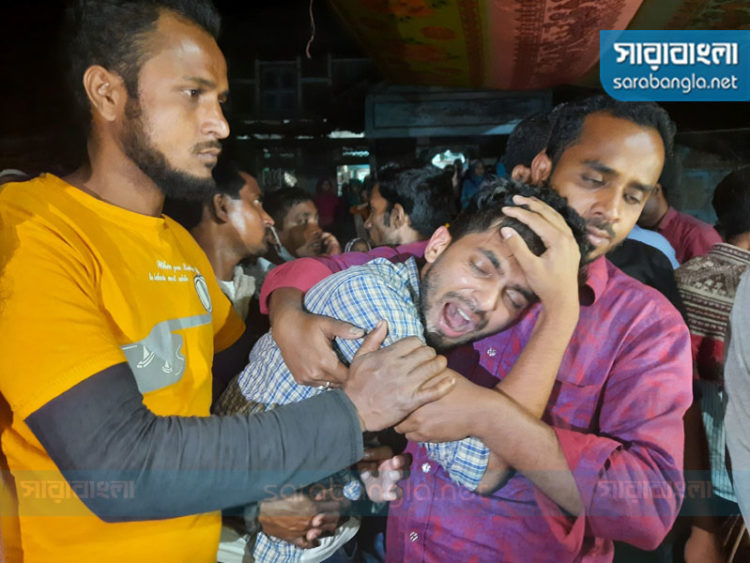 নিজ বাড়িতে পৌঁছেছে হাদিসুরের মরদেহ, স্বজনদের আহাজারি