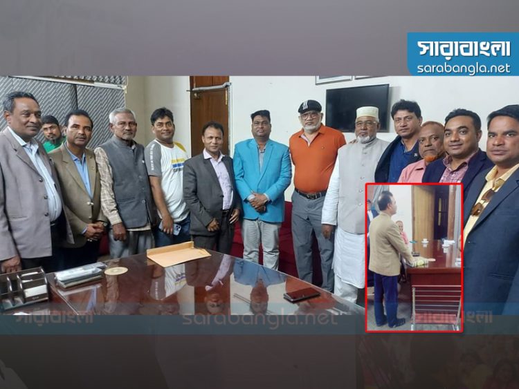 মেয়র-চেয়ারম্যানদের কোরআন ছুঁয়ে শপথ করালেন এমপি