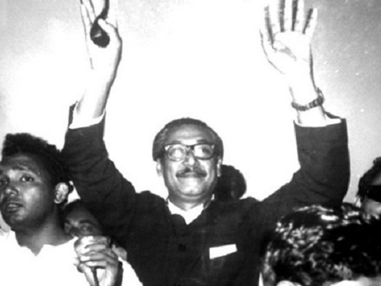 ১৮ মার্চ ১৯৭১: আঘাত এলে পাল্টা আঘাতের নির্দেশ বঙ্গবন্ধুর