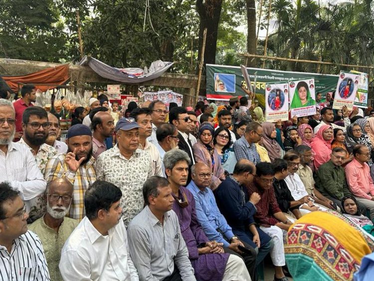 কারাবন্দি নেতাদের মুক্তি চেয়ে প্রধান বিচারপতিকে স্মারকলিপি