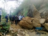 পাহাড় ধস: সড়ক পথে যোগাযোগ বিচ্ছিন্ন বাঘাইছড়ি