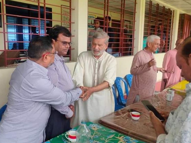 ছেলের পক্ষে ‘নির্বাচনি প্রচার’ চালাচ্ছেন সাবেক পরিকল্পনামন্ত্রী