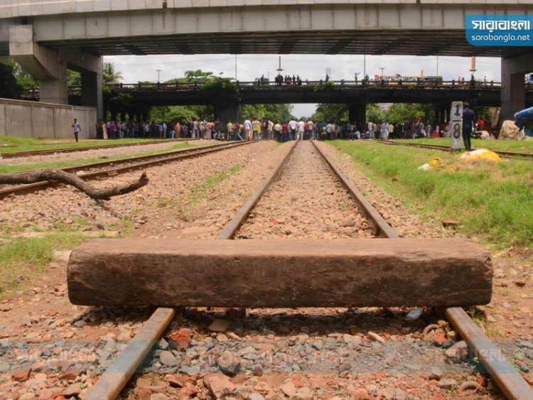 কোটা আন্দোলন: ঢাকার সঙ্গে সারা দেশের রেল যোগাযোগ বন্ধ